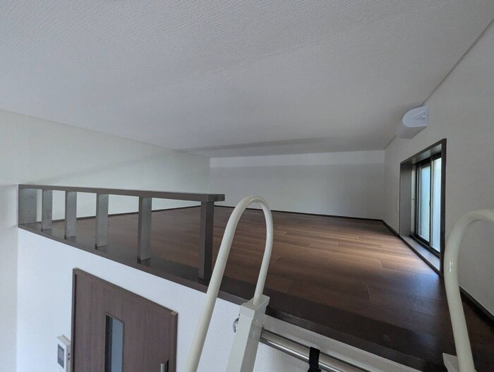 物件内観写真9　(ロフト)