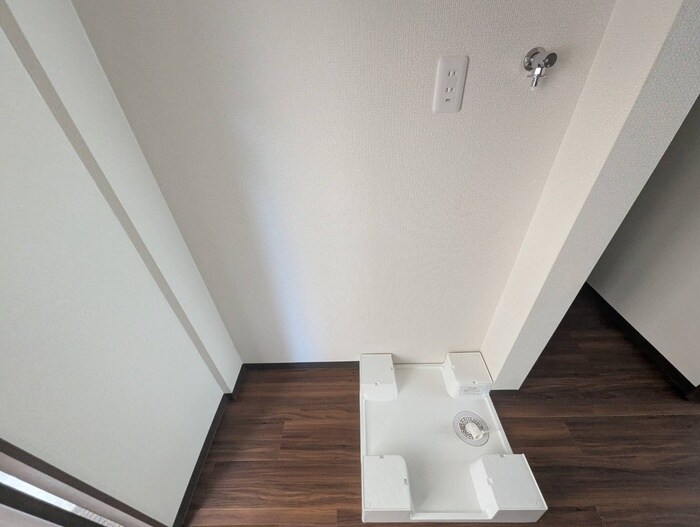 物件内観写真22　(洗濯機置場)