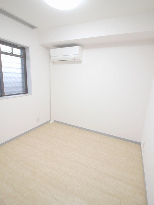 物件内観写真15　(居室)