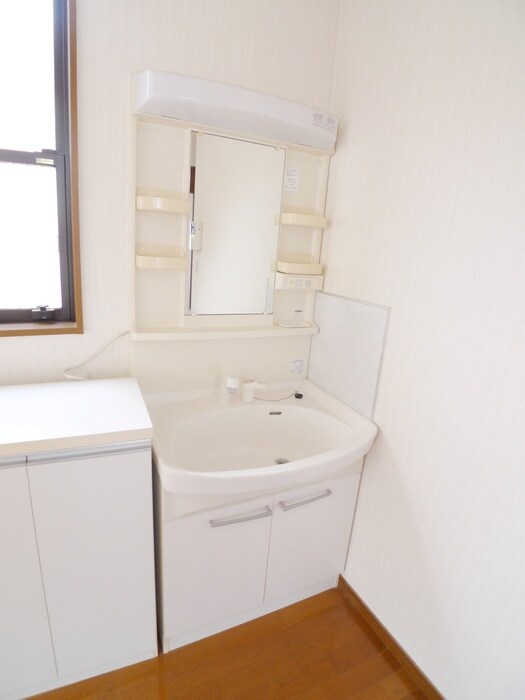 物件内観写真7　(洗面)