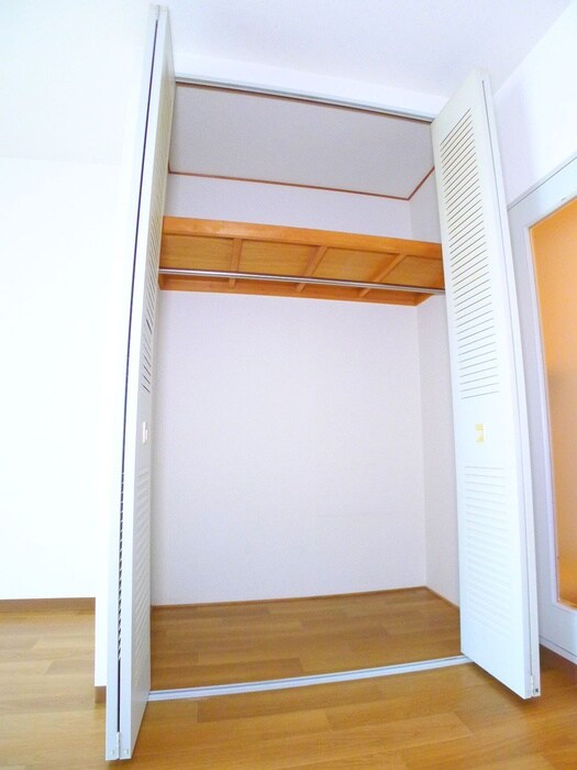 物件内観写真11　(収納)