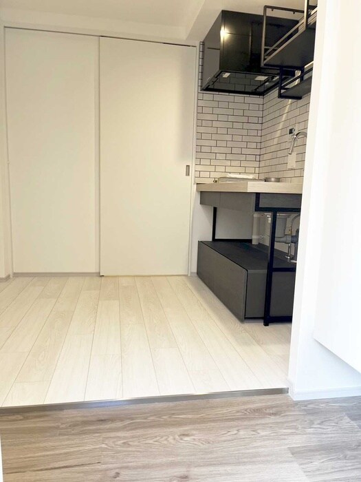 物件内観写真7　(玄関)