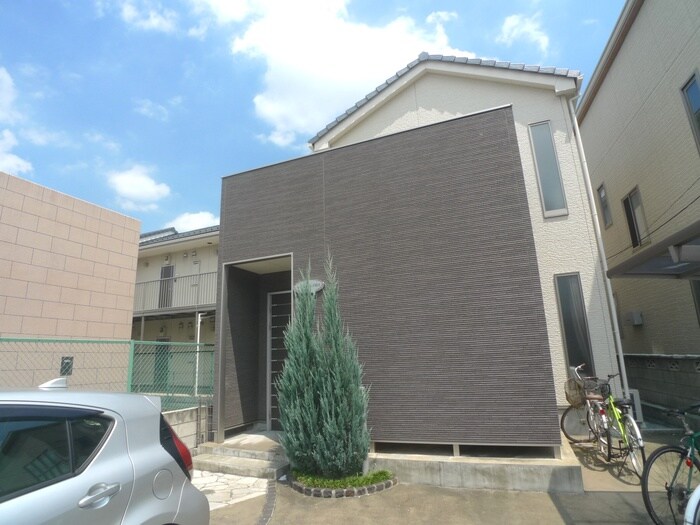 物件外観写真1　(外観写真)