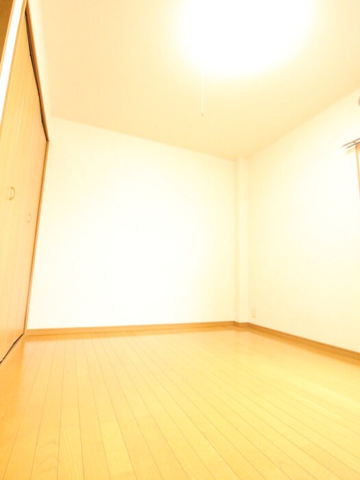 物件内観写真5　(居室)