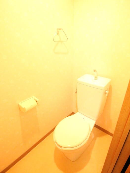 物件内観写真12　(トイレ)