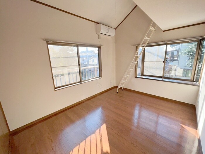 物件内観写真7　(居室)