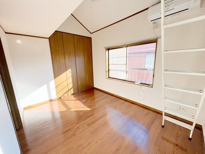 物件内観写真8　(居室)