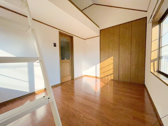 物件内観写真10　(居室)