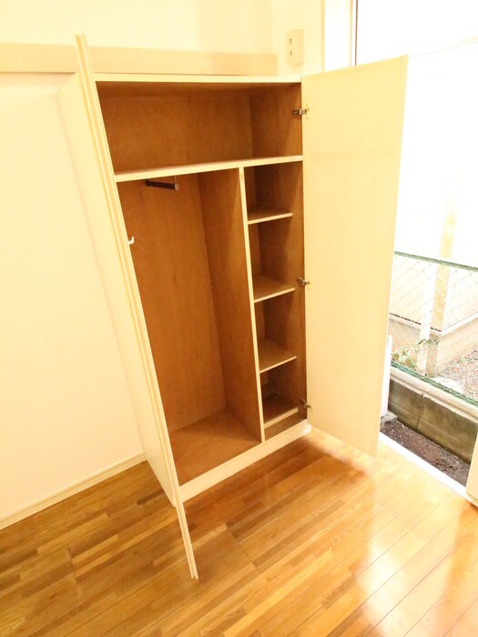 物件内観写真13　(収納)