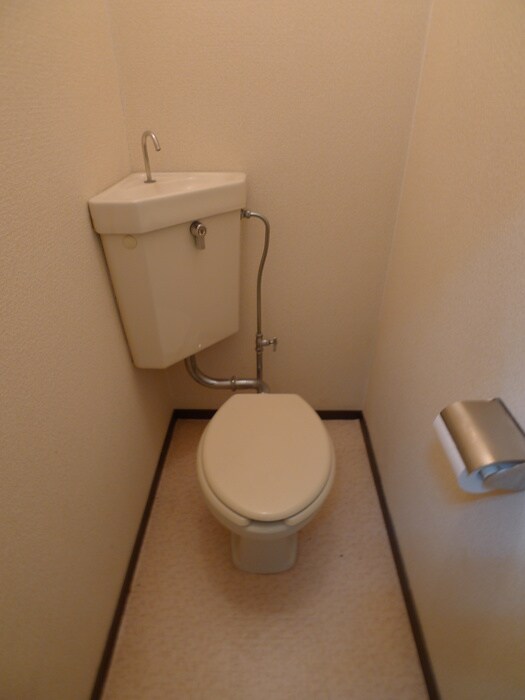 物件内観写真5　(トイレ)