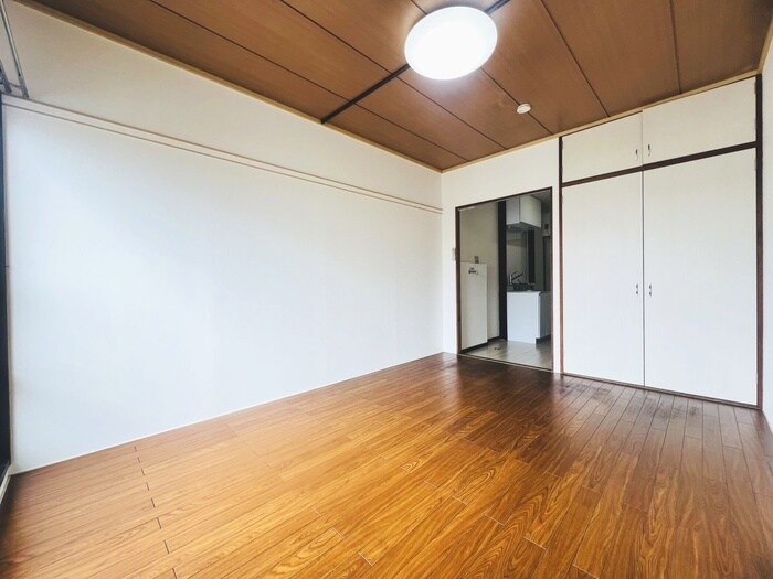 物件内観写真6　(居室)