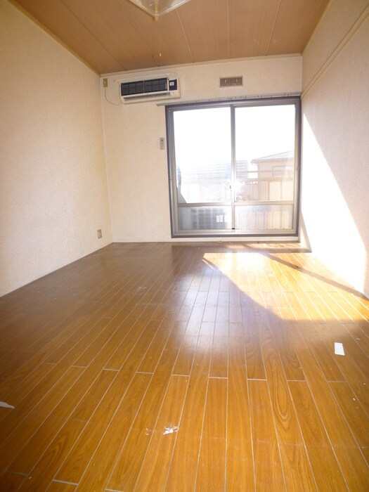 物件内観写真11　(居室)