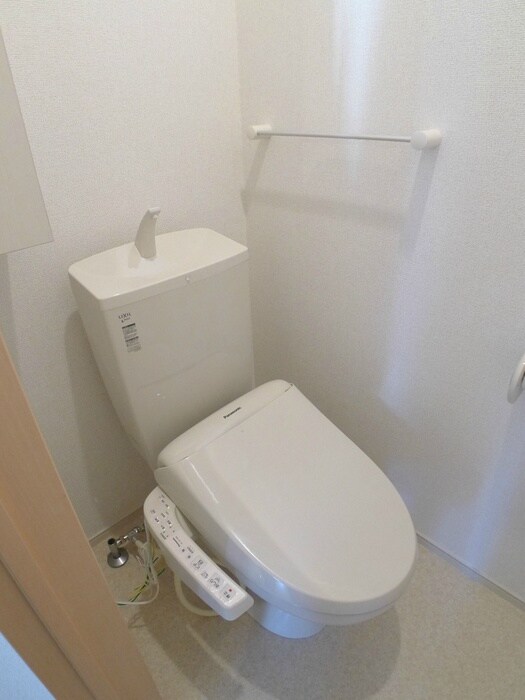 物件内観写真14　(トイレ)