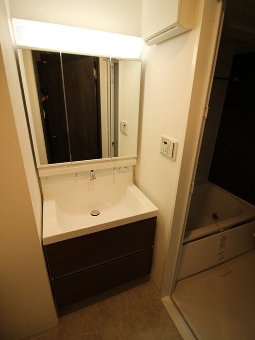 物件内観写真13　(洗面)