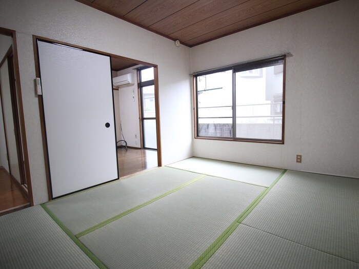 物件内観写真10　(居室)