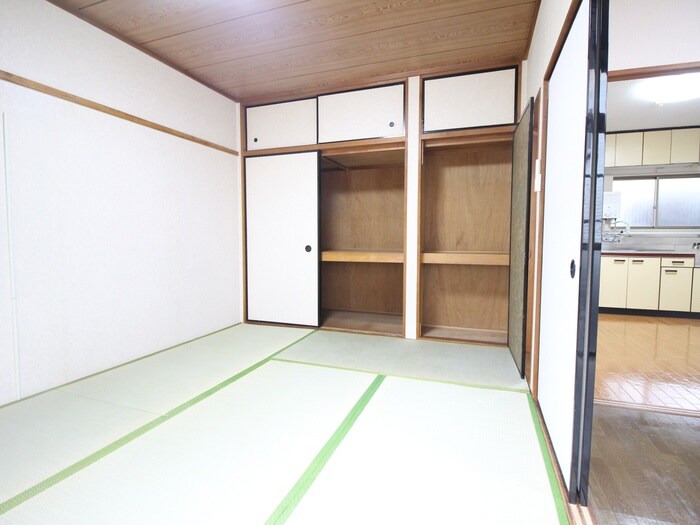 物件内観写真11　(居室)