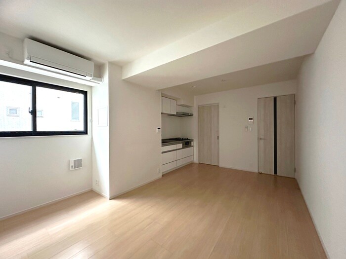 物件内観写真22　(居室)