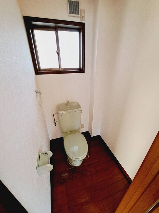 物件内観写真14　(トイレ)