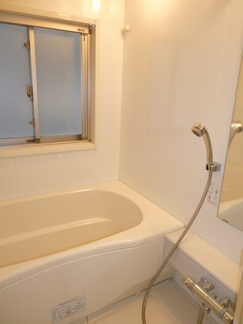 物件内観写真12　(バス／シャワールーム等)