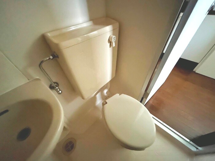 物件内観写真14　(トイレ)