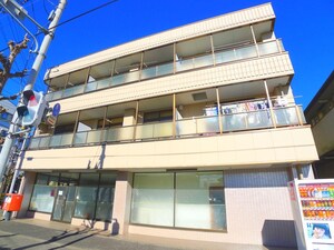 第８渡辺レジデンス外観写真