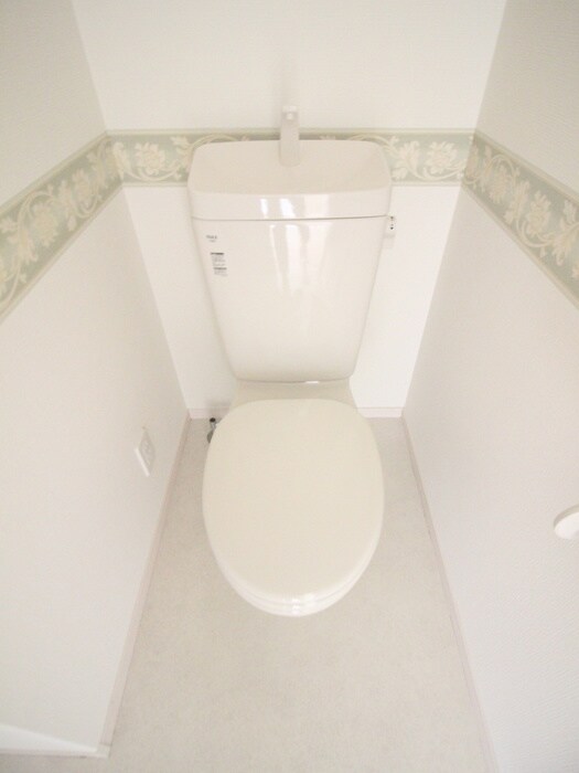 物件内観写真11　(トイレ)