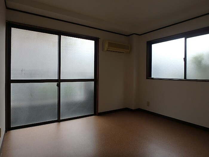 物件内観写真10　(居室)