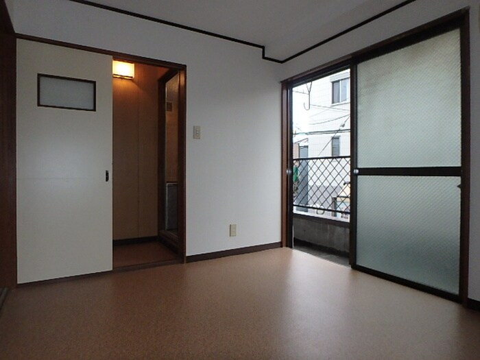 物件内観写真14　(居室)