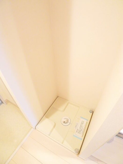 物件内観写真20　(洗濯機置場)