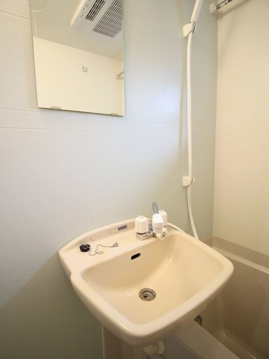 物件内観写真13　(洗面)