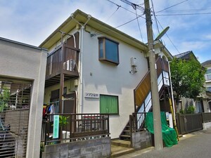 メゾン山崎外観写真