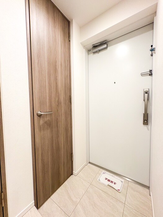 物件内観写真19　(玄関)