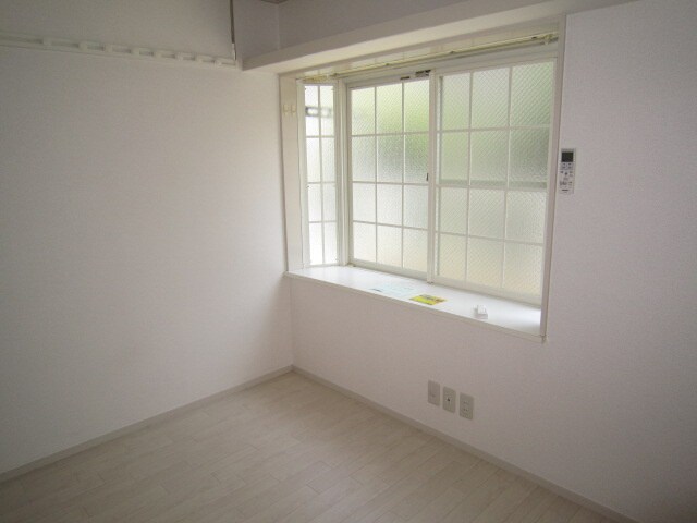 物件内観写真9　(ベランダ・バルコニー)