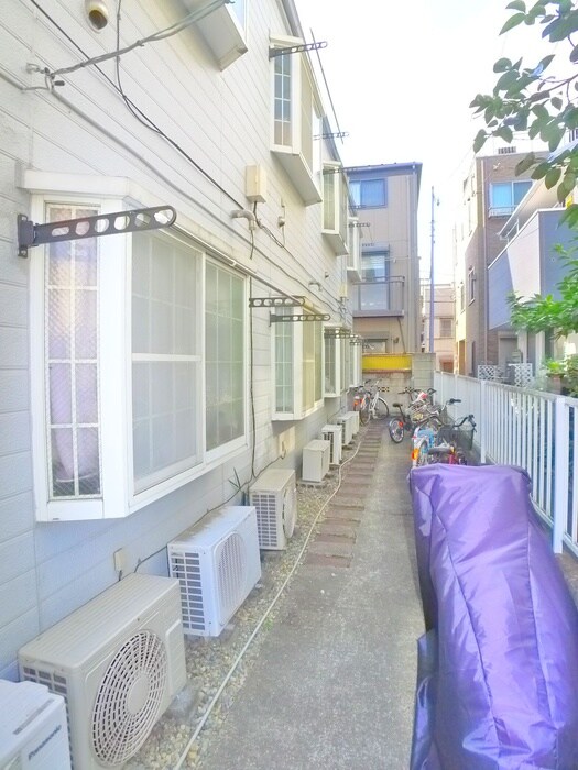 物件外観写真6　(駐輪場)