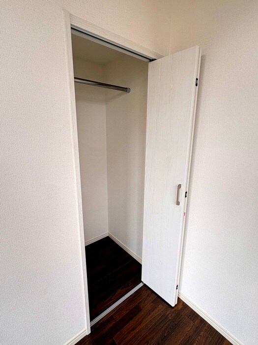 物件内観写真15　(収納)