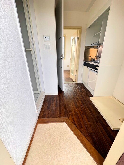 物件内観写真20　(玄関)