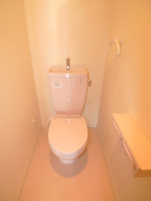 物件内観写真13　(トイレ)