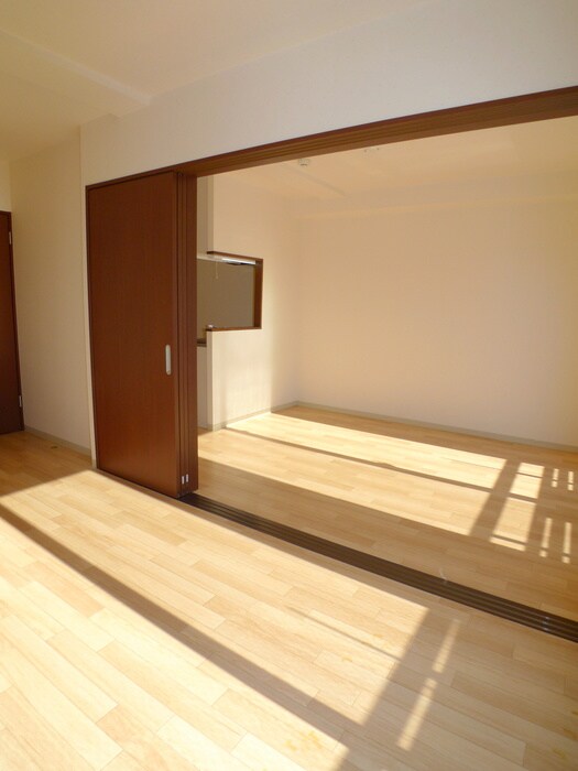 物件内観写真16　(居室)