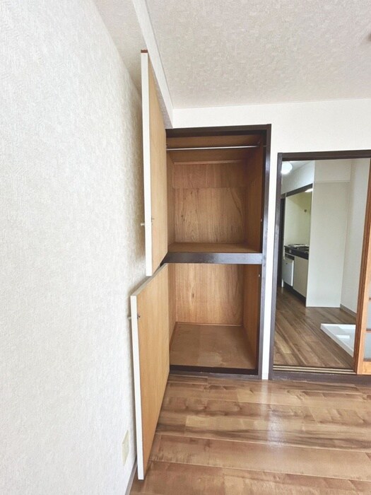 物件内観写真14　(収納)