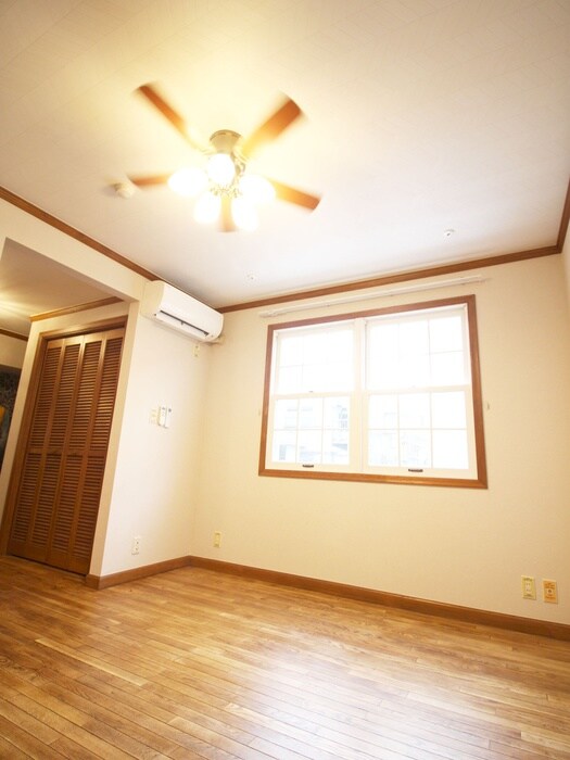 物件内観写真5　(居室)