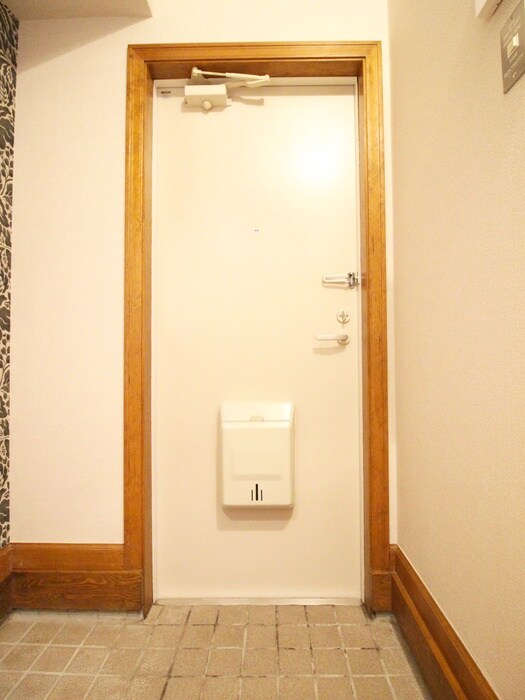 物件内観写真19　(玄関)