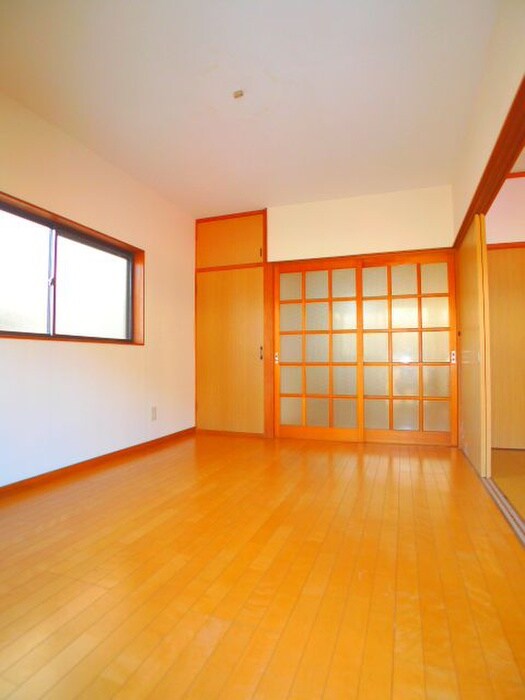 物件内観写真5　(居室)