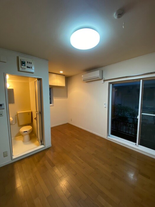 物件内観写真5　(居室)