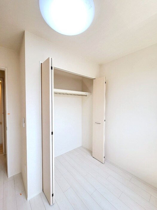 物件内観写真16　(収納)