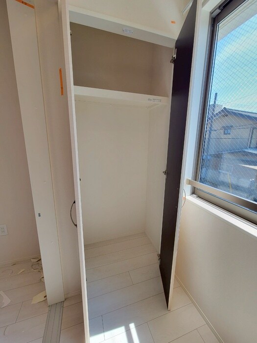 物件内観写真22　(収納)