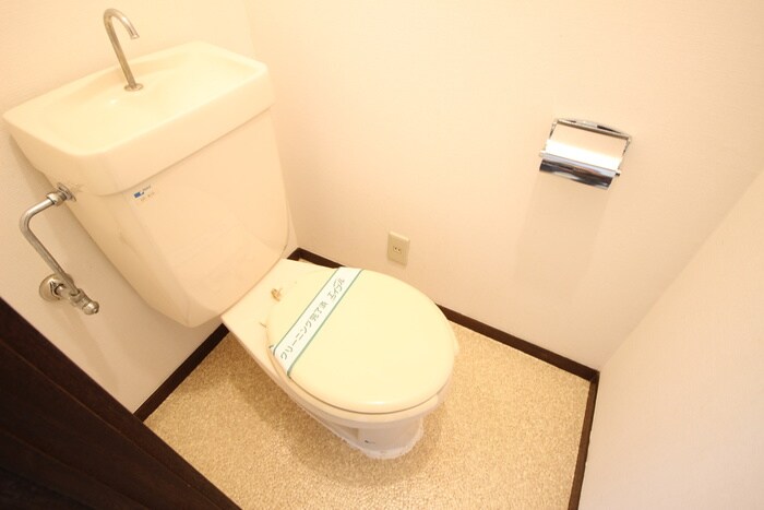 物件内観写真14　(トイレ)