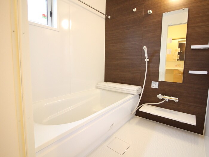 物件内観写真11　(バス／シャワールーム等)