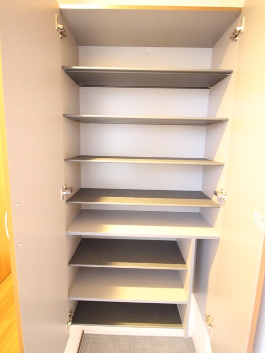 物件内観写真15　(靴箱)