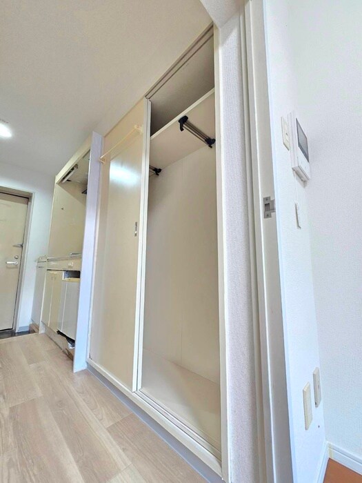 物件内観写真16　(収納)