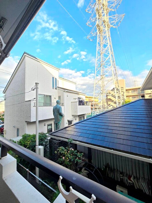 物件内観写真20　(室内からの展望)